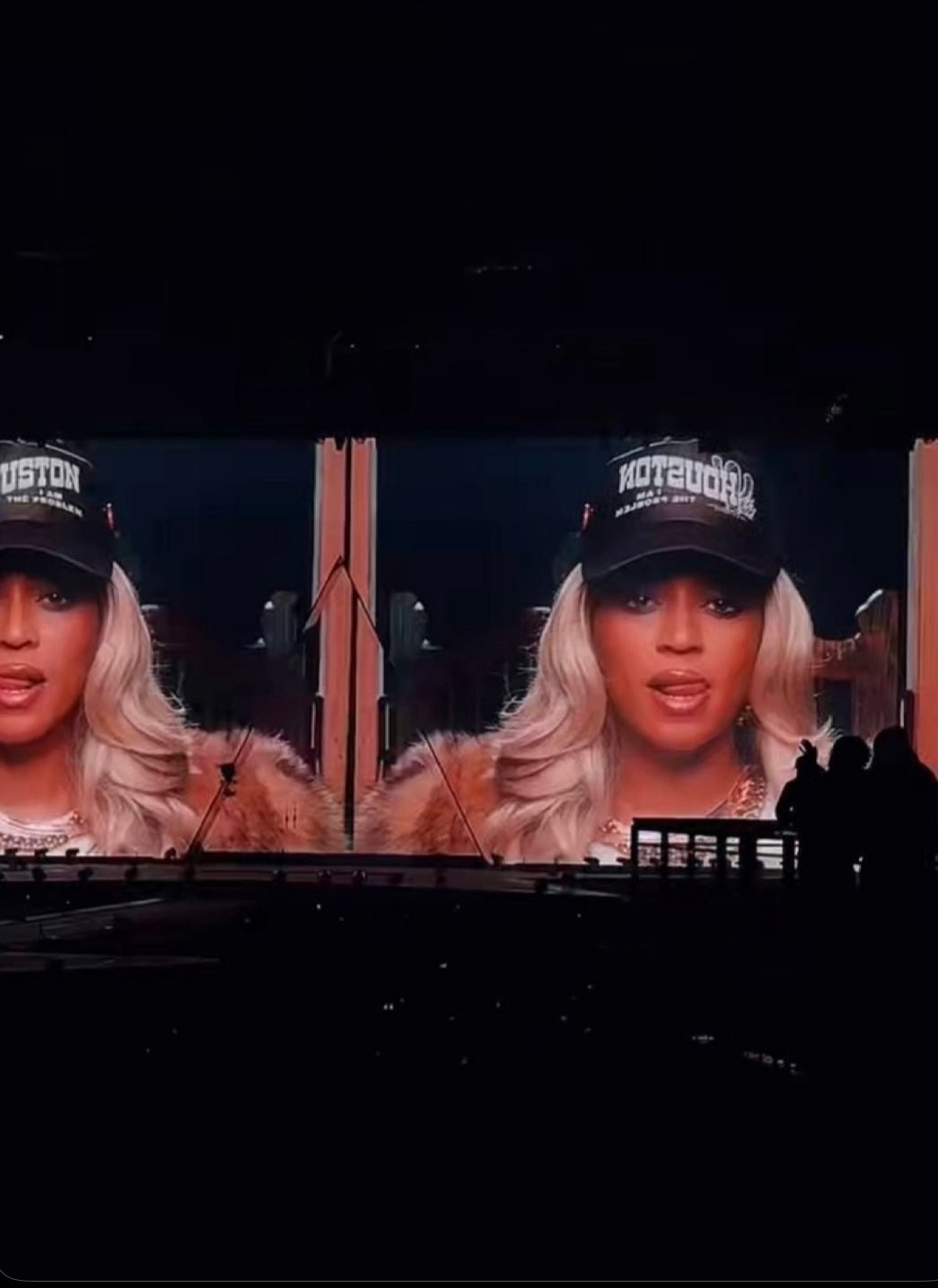 HOUSTON - Bottom Shelf